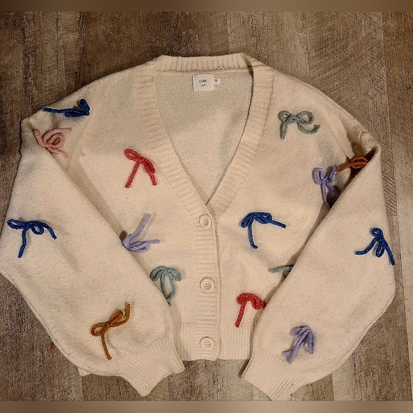 Luna Ivy Cream Cardigan with Colorful Bow Details - Picture 3 of 5